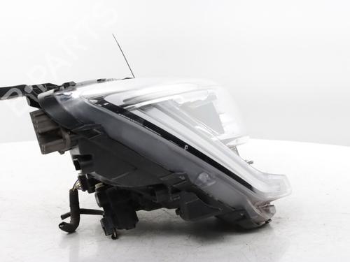 Right headlight RENAULT ARKANA I (LCM_, LDN_) 1.6 E-TECH 145 (LDMU) | BP31961038C29 