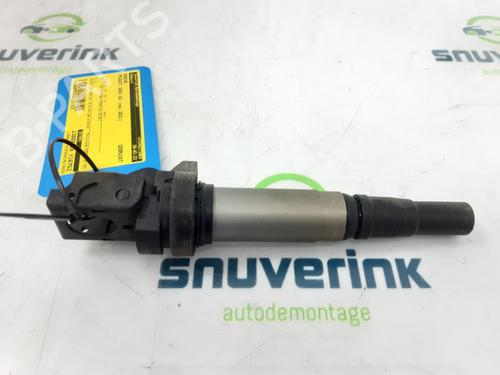 Used Ignition coil PEUGEOT 3008 II SUV (MC_, MR_, MJ_, M4_) 1.6 PureTech 180 (M45GFR, M45GFU) (181 hp) 17676526