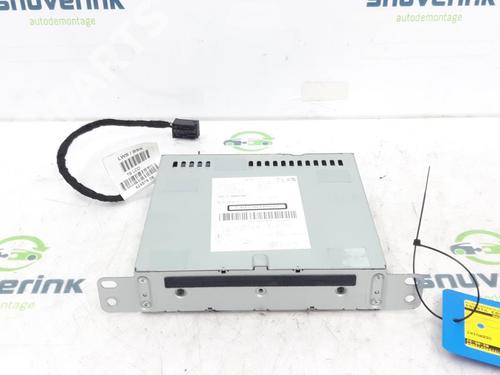 Used Radio Radio PEUGEOT 308 SW II (LC_, LJ_, LR_, LX_, L4_) 1.2 THP 110 (110 hp) 10806670 10806670