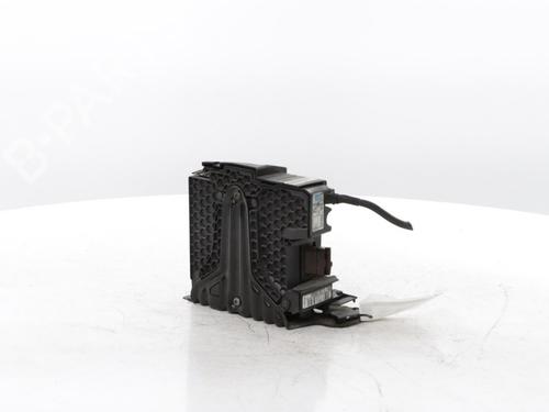 Fuse box PEUGEOT 308 II (LB_, LP_, LW_, LH_, L3_) 1.2 THP 130 | BP30757479E1 