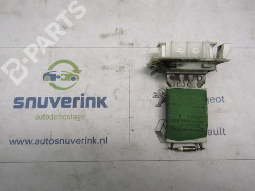 Used Heater resistor Heater resistor FIAT PUNTO (188_) 1.2 16V 80 (188.233, .235, .253, .255, .333, .353, .639,... (80 hp) 11781637 11781637