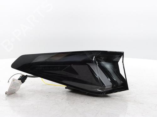Used Left taillight Left taillight PEUGEOT 3008 III (KA_, KB_, KC_) Hybrid 136 (KAHPYE) (136 hp) 33845769 33845769