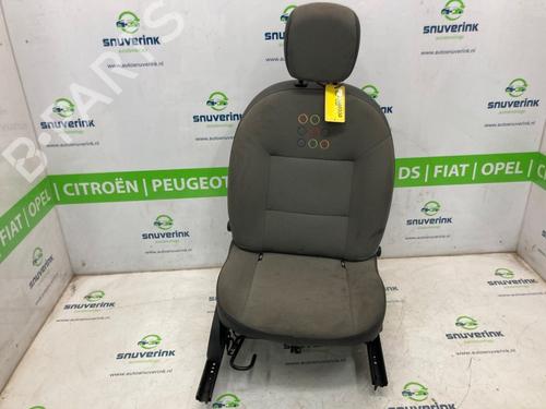 Used Right front seat Right front seat 24166664 24166664