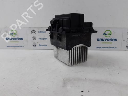 Used Heater resistor RENAULT CLIO III (BR0/1, CR0/1) 1.2 16V (BR02, BR0J, BR11, CR02, CR0J, CR11) (75 hp) 24163452