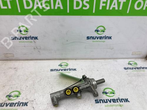 Used Brake master cylinder OPEL VIVARO B Van (X82) 1.6 CDTI (05) (120 hp) 22600395