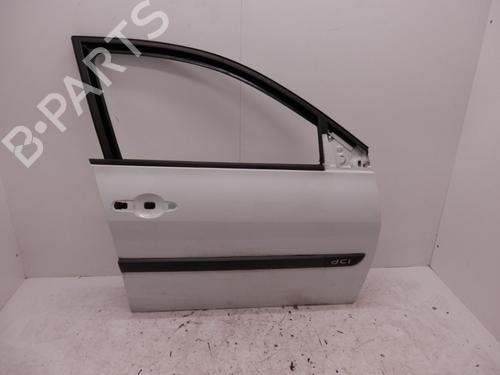 Used Right front door RENAULT MEGANE II Estate (KM0/1_) 1.5 dCi (KM0F, KM0T, KM2B) (82 hp) 16125804