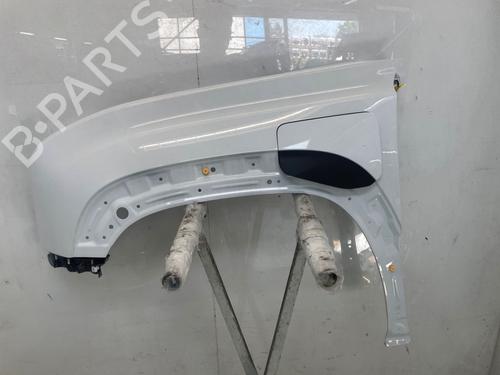 Used Left front fenders Left front fenders 38062573 38062573