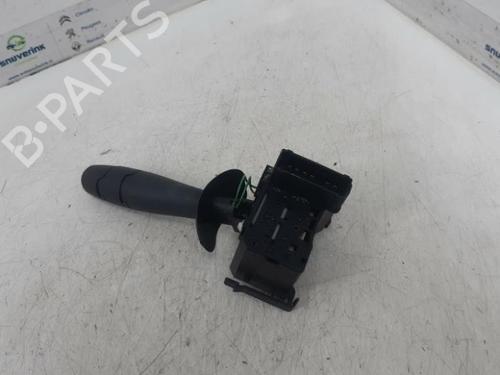 Steering column stalk RENAULT TWINGO II (CN0_) 1.2 (CN0D) | BP40568572I23 - Image 2
