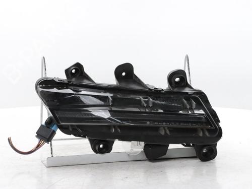 Used Left daytime light PEUGEOT 3008 II SUV (MC_, MR_, MJ_, M4_) 1.5 BlueHDi 130 (131 hp) 31592185