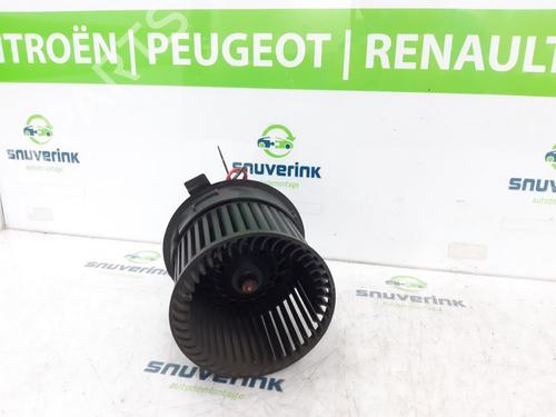 Heater blower motor PEUGEOT 2008 I (CU_) 1.2 THP 110 / PureTech 110 | BP17027354M62 
