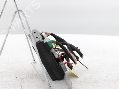 Fuse box RENAULT ARKANA I (LCM_, LDN_) 1.6 E-TECH 145 (LDMU) | BP31961045E1