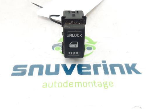 Used Switch Switch 11199256 11199256