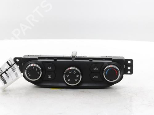 Used Climate control Climate control KIA CEE'D (JD) 1.6 CRDi 128 (128 hp) 40527436 40527436