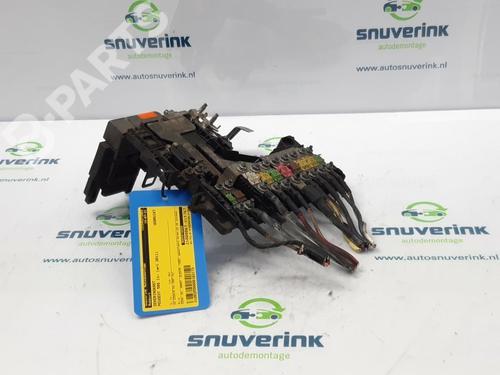 fuse-box-peugeot-508-i-8d_-20-hdi-9665878080-2010-2011-2012-2013-2014-2015-2016-2017-2018-10800993 main image