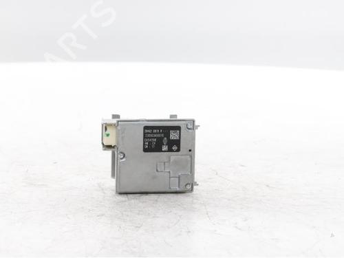 camera-renault-captur-ii-hf_-2020-33813785 main image