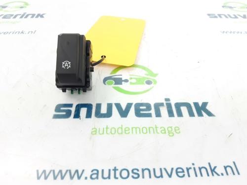 Used Switch RENAULT CLIO IV Grandtour (KH_) 1.5 dCi 90 (KHN3, KHN4) (90 hp) 13945820