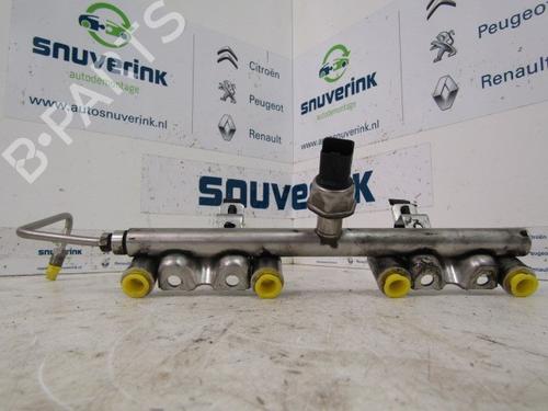 Used Injection rail PEUGEOT 308 CC (4B_) 1.6 16V (150 hp) 16410077