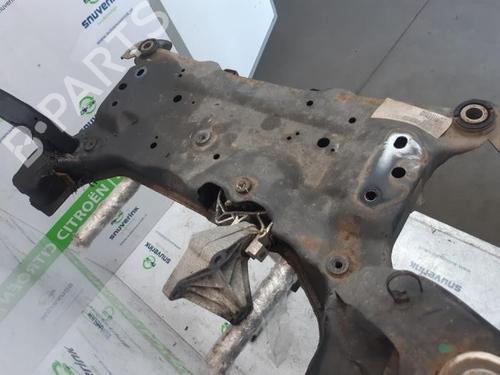 Subframe VOLVO V40 Hatchback (525) D2 | BP40571833M9 - Image 2