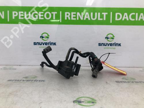 Grill CITROËN C4 Picasso II 1.2 THP 130 (130 hp) 23122812