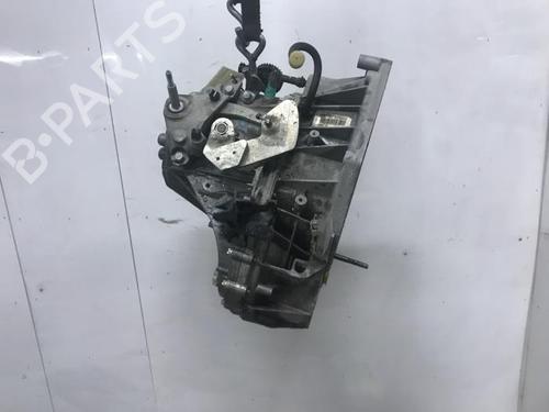 Used Gearbox Gearbox RENAULT CAPTUR I (J5_, H5_) 1.2 TCe 120 (118 hp) 40585477 40585477