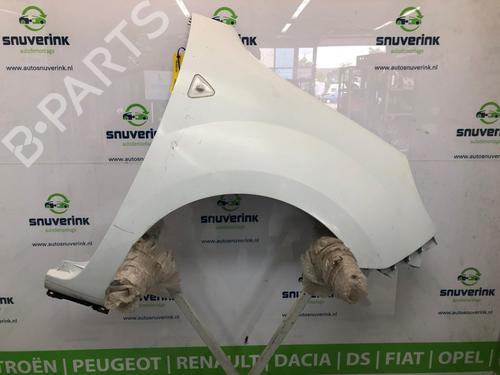 Used Right front fenders Right front fenders 20158394 20158394
