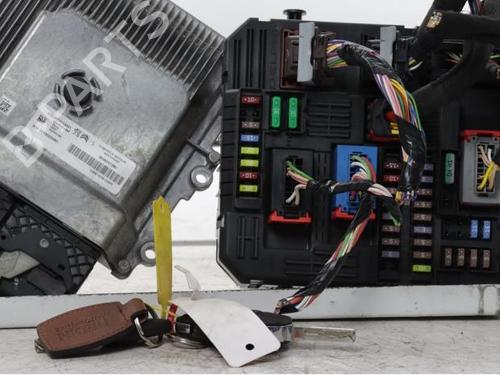 engine-control-unit-ecu-opel-corsa-f-p2jo-2019-34564575 main image