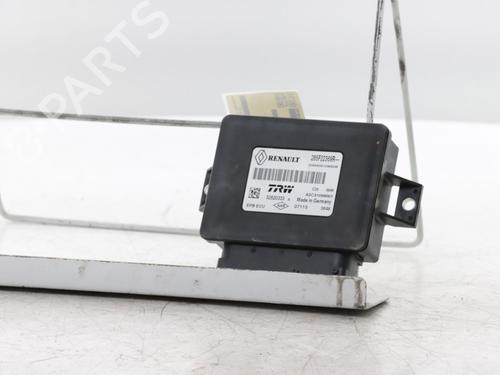 Used Electronic module Electronic module RENAULT GRAND SCÉNIC III (JZ0/1_) 1.2 TCe (JZ11, JZ28) (116 hp) 34563498 34563498