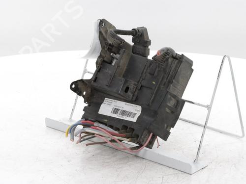 Fuse box PEUGEOT 3008 II SUV (MC_, MR_, MJ_, M4_) 1.2 THP/ PureTech 130 (MRHNSM, MRHNSU, MRHNSJ, MRHNYW,... | BP30186020E1 