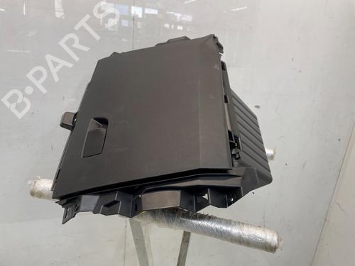 Used Glove box RENAULT CAPTUR II (HF_) TCe 140 (HFN0) (140 hp) 29899682