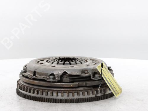 Used Other Other DACIA DUSTER (PYM_, PYN_) 1.2 TCe 130 (131 hp) 33697230 33697230