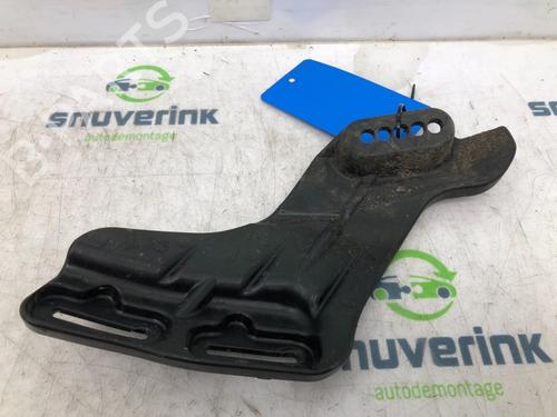 Front bumper bracket PEUGEOT 208 I (CA_, CC_) 1.2 VTI 82 | BP17982263C158 