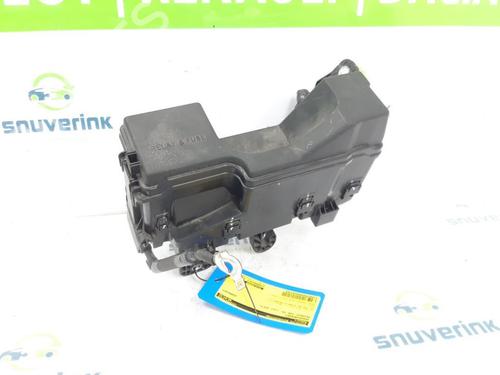 Used Fuse box PEUGEOT 108 1.0 VTi (69 hp) 13879497