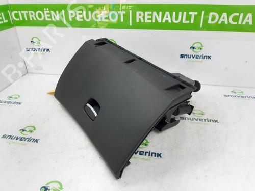 Used Glove box Glove box 10806738 10806738
