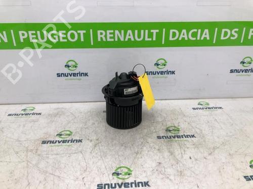 Used Heater blower motor Heater blower motor RENAULT CLIO IV (BH_) 0.9 TCe 90 (BHNF, BHMA, BHMH, BHJK, BHJR) (90 hp) 40578622 40578622