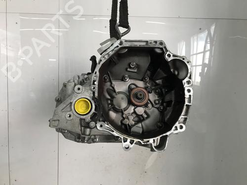 gearbox-dacia-sandero-iii-2021-33696297 main image