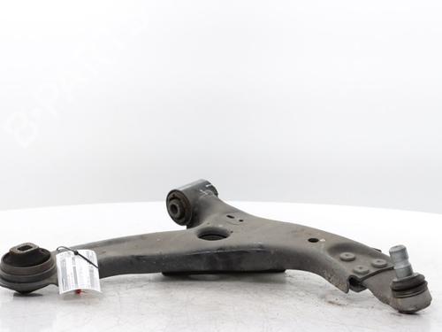 Used Right front suspension arm Right front suspension arm LYNK & CO 01 PHEV (261 hp) 33935061 33935061