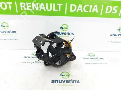 electronic-module-renault-twingo-iii-bcm_-bca_-2014-40570192 main image