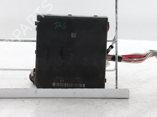 Used Fuse box Fuse box MERCEDES-BENZ CITAN Box Body/MPV (W415) 109 CDI (415.601, 415.603, 415.605) (90 hp) 33697194 33697194