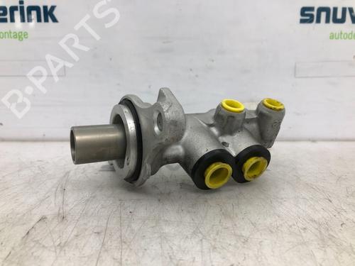 Brake master cylinder CITROËN C3 III (SX) 1.2 PureTech 82 | BP30758568M77 - Image 2