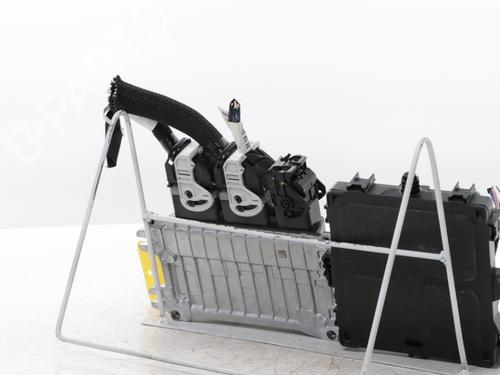 Engine control unit (ECU) RENAULT ARKANA I (LCM_, LDN_) 1.6 E-TECH 145 (LDMU) | BP30758317M57