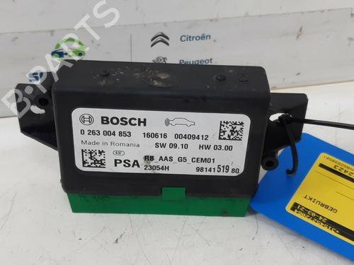 Used Electronic module PEUGEOT EXPERT Van (V_) 1.6 BlueHDi 95 (95 hp) 30185190