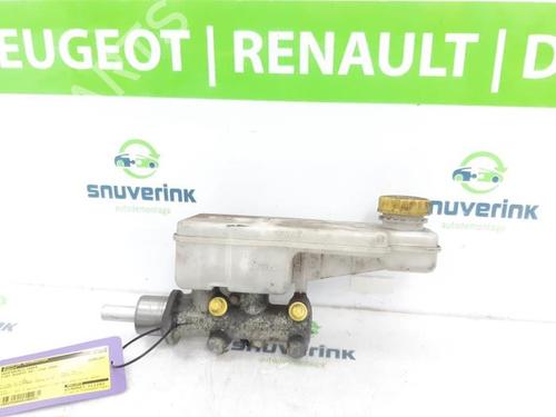 Used Brake master cylinder Brake master cylinder FIAT DUCATO Van (244_) 2.8 JTD (128 hp) 40574962 40574962