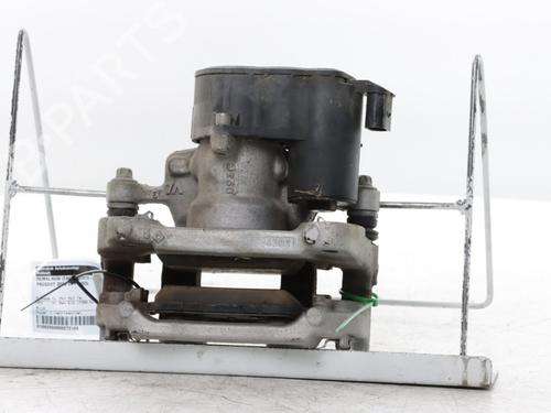 Used Right rear brake caliper Right rear brake caliper PEUGEOT 3008 III (KA_, KB_, KC_) Hybrid 136 (KAHPYE) (136 hp) 33845767 33845767