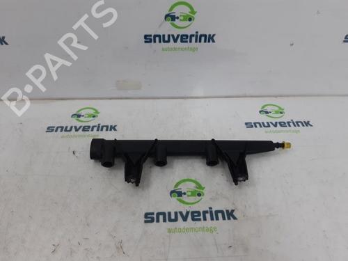 Injection rail CITROËN C4 CACTUS 1.2 VTi 82 | BP40572652M98 - Image 2