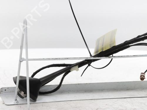 Antenna/Base RENAULT CAPTUR I (J5_, H5_) 1.2 TCe 120 | BP31592398C140 