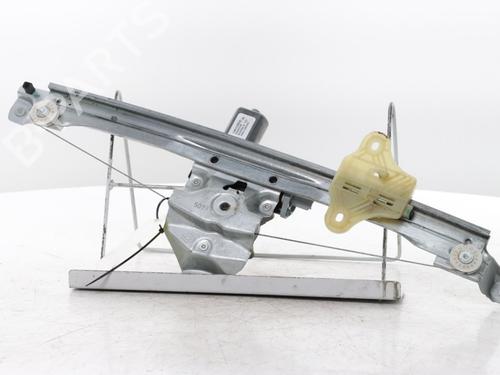 Rudehejsemekanisme ventre foran RENAULT CAPTUR I (J5_, H5_) 1.2 TCe 120 (120 hp) 31960113