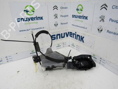 Used Rear left lock Rear left lock 17528742 17528742