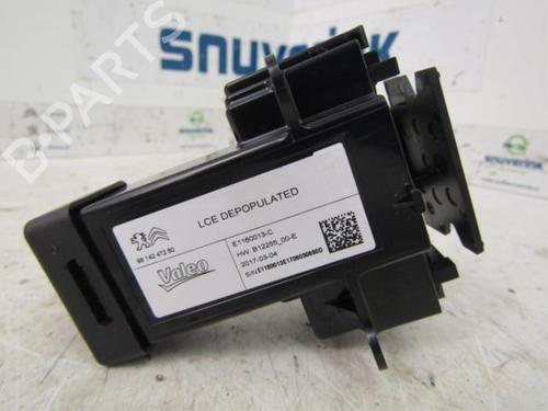 card-reader-citroen-c4-picasso-ii-2013-40563616 main image