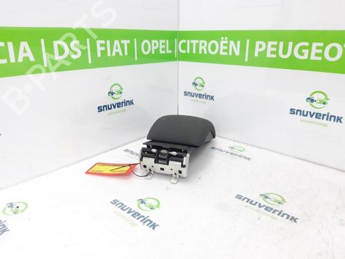 Armrest / Center console CITROËN C4 II (NC_) 1.2 THP 130 (NCHNYM, NCHNYT) | BP24165322I20 - Image 2