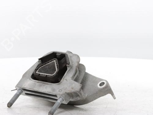 Engine mount PEUGEOT EXPERT Van (V_) E-EXPERT | BP31261469M89 